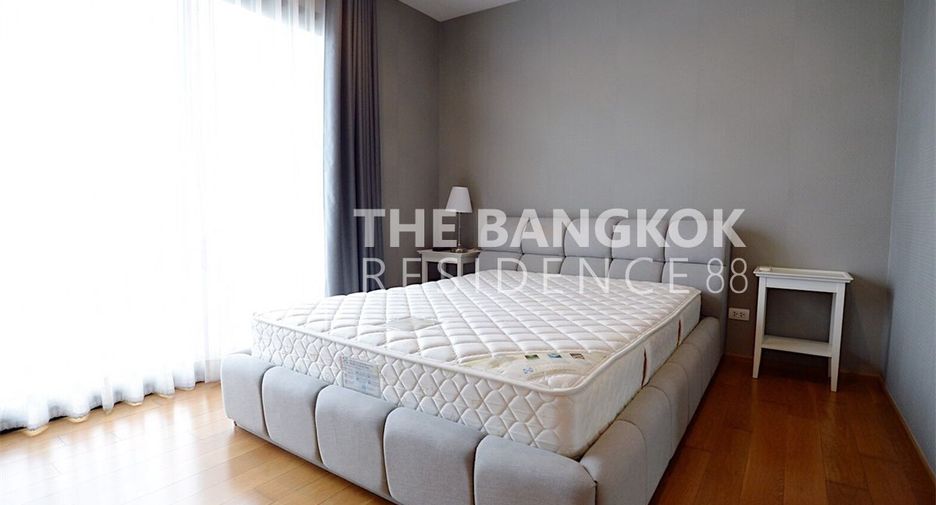 For rent 2 bedrooms condo in Phaya Thai, Bangkok