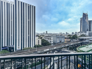 For rent 2 bedrooms condo in Phaya Thai, Bangkok