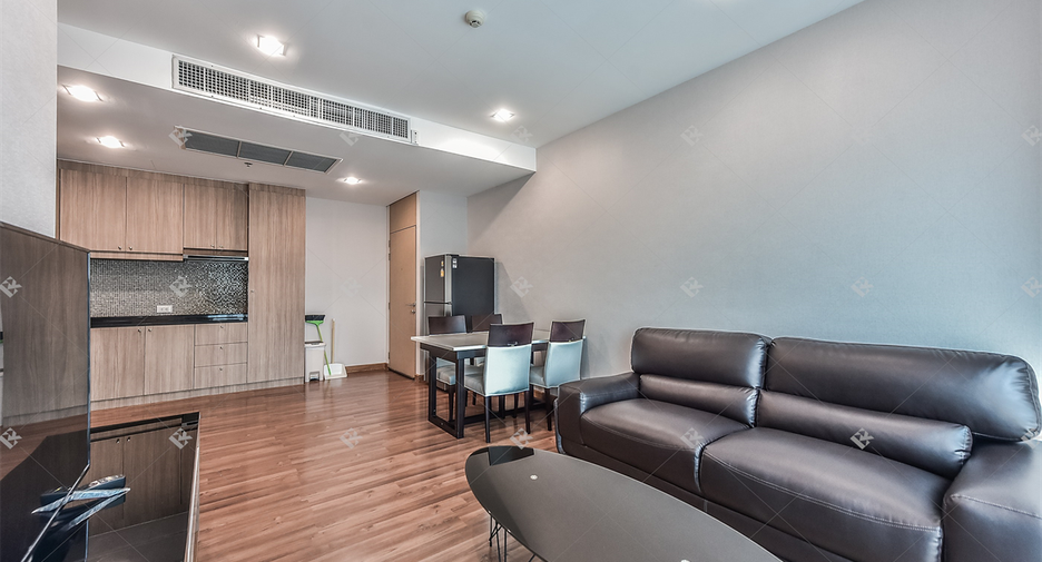 For rent 2 bedrooms condo in Phaya Thai, Bangkok