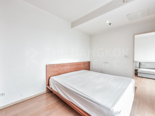 For rent 2 bedrooms condo in Phaya Thai, Bangkok