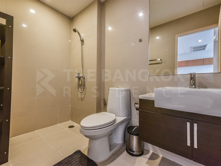 For rent 2 bedrooms condo in Phaya Thai, Bangkok