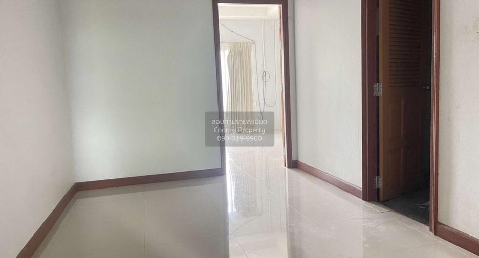 Продажа 2 спальни торговое помещение в Mueang Maha Sarakham, Махасаракхам