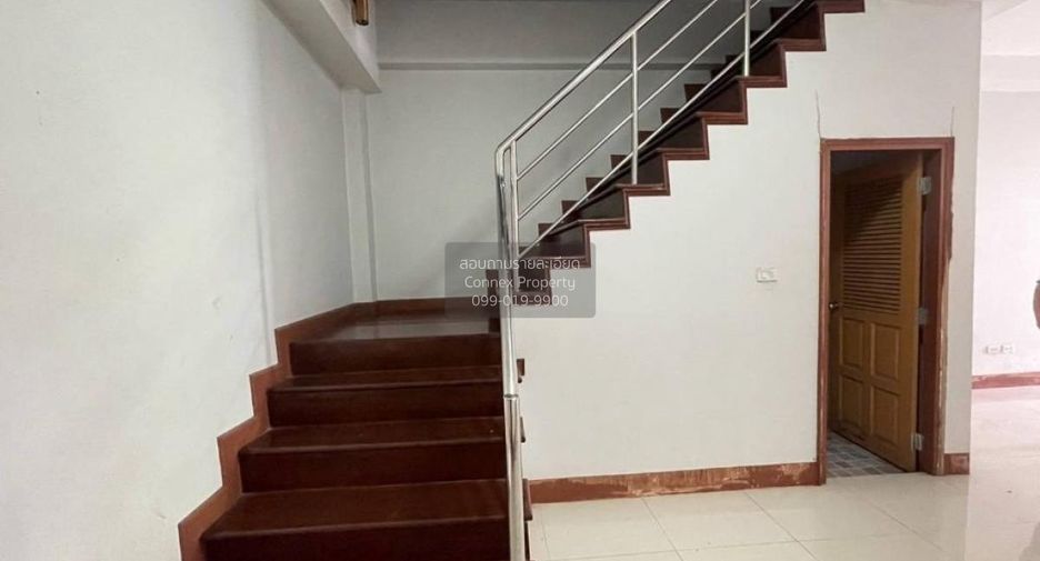 Продажа 2 спальни торговое помещение в Mueang Maha Sarakham, Махасаракхам