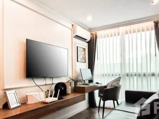 À vendre 1 chambre condo à Wang Thonglang, Bangkok