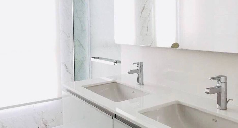 Condo en alquiler y en venta de 2 habitaciones en Watthana, Bangkok
