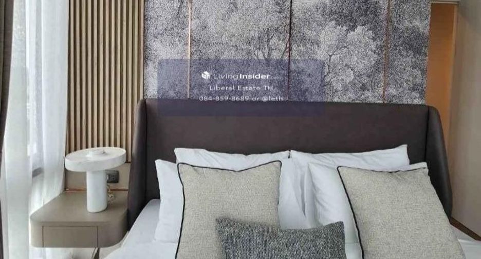 For rent 2 bedrooms condo in Pathum Wan, Bangkok