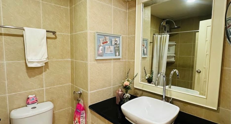 For sale 1 bed condo in Bang Lamung, Chonburi