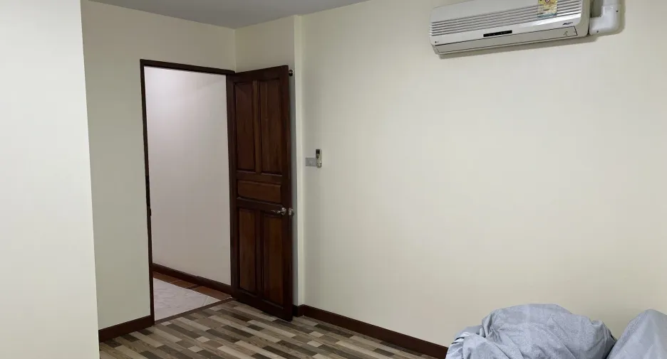 For rent 4 bedrooms house in San Sai, Chiang Mai