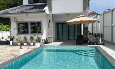 For rent 4 bedrooms villa in Mueang Chiang Mai, Chiang Mai