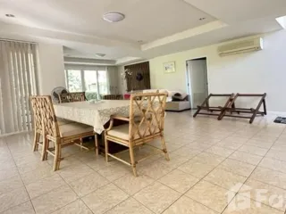 For sale 3 bedrooms house in Cha Am, Phetchaburi