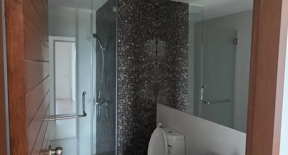 À vendre 2 chambres condo à Bang Lamung, Chonburi