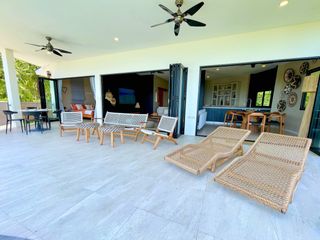 For sale 3 bedrooms villa in Ko Samui, Surat Thani