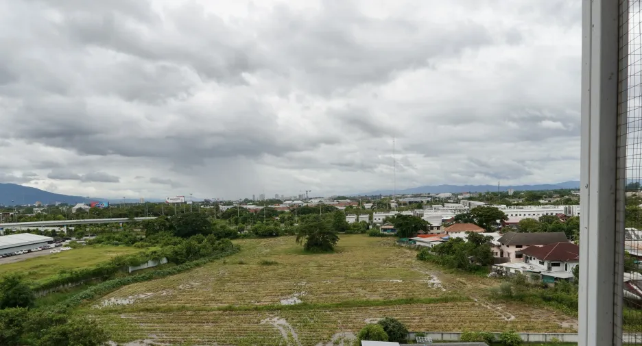 For sale studio condo in Saraphi, Chiang Mai