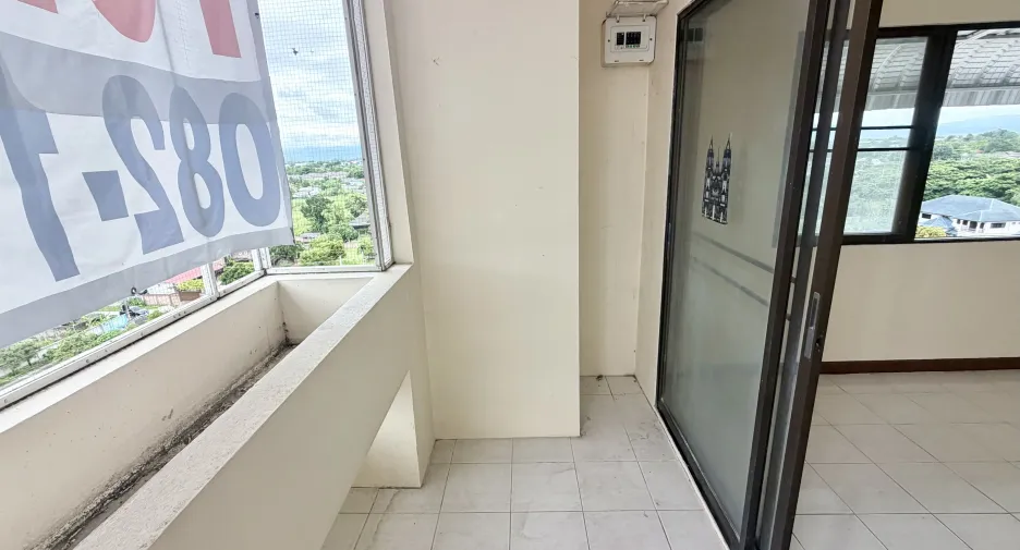 For sale studio condo in Saraphi, Chiang Mai