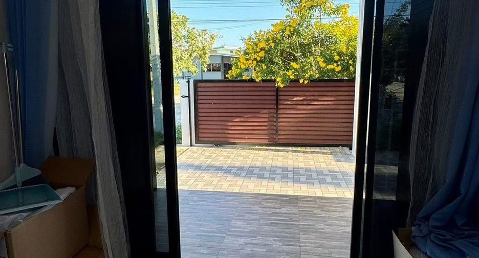 For sale 3 bedrooms house in Hua Hin, Prachuap Khiri Khan