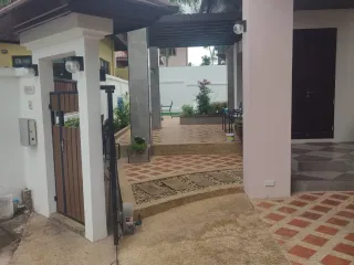 For rent 4 ベッドルーム villa in Bang Saray, Pattaya