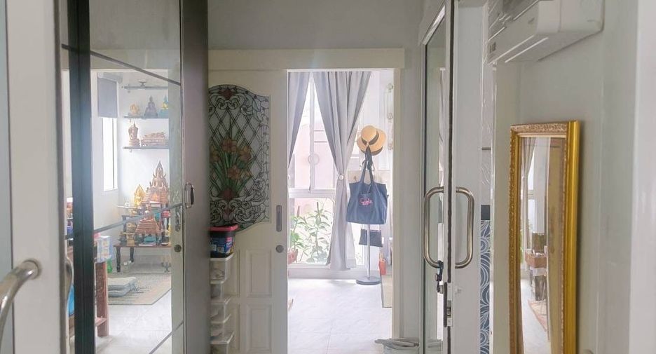 À vendre studio maison à Chatuchak, Bangkok