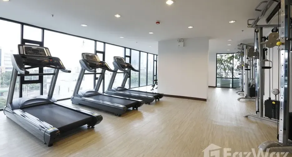 For sale and for rent studio condo in Sathon, Bangkok