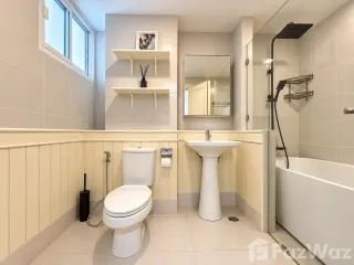 For sale 2 bedrooms condo in Watthana, Bangkok