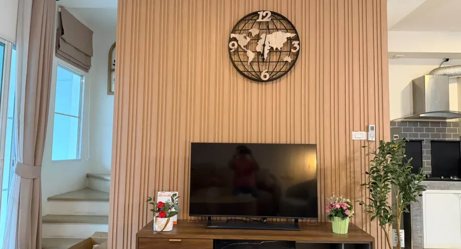 For rent 3 bedrooms townhouse in Bang Phli, Samut Prakan