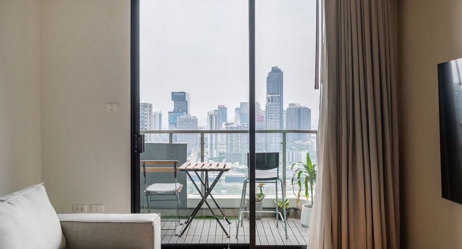 For rent 1 bed condo in Watthana, Bangkok