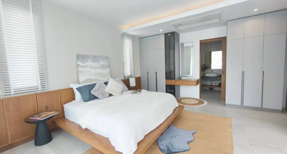 For sale and for rent 4 bedrooms villa in Thalang, Phuket