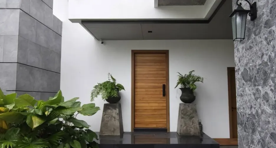 For sale and for rent 4 bedrooms villa in Thalang, Phuket