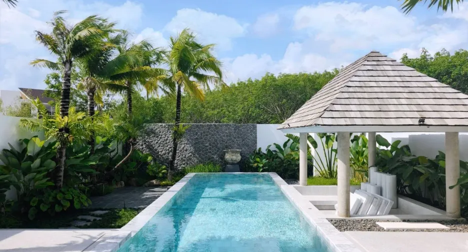 For sale and for rent 4 bedrooms villa in Thalang, Phuket