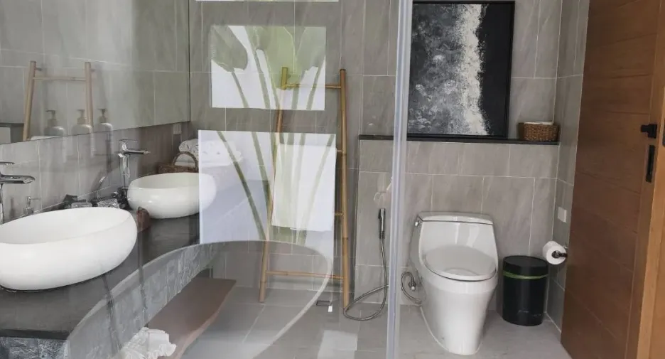 For sale and for rent 4 bedrooms villa in Thalang, Phuket
