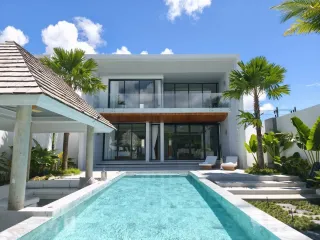For sale and for rent 4 bedrooms villa in Thalang, Phuket