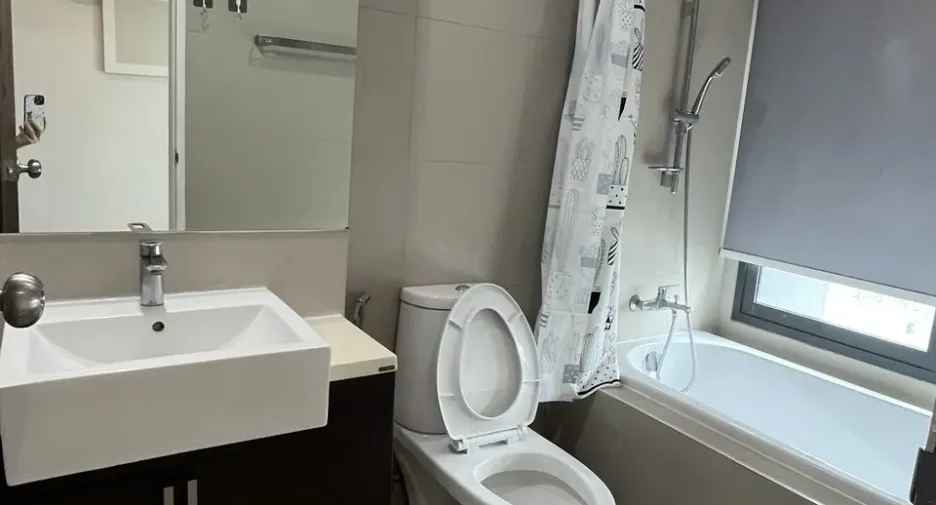 Condo en alquiler de 1 habitaciones en Khlong Toei, Bangkok