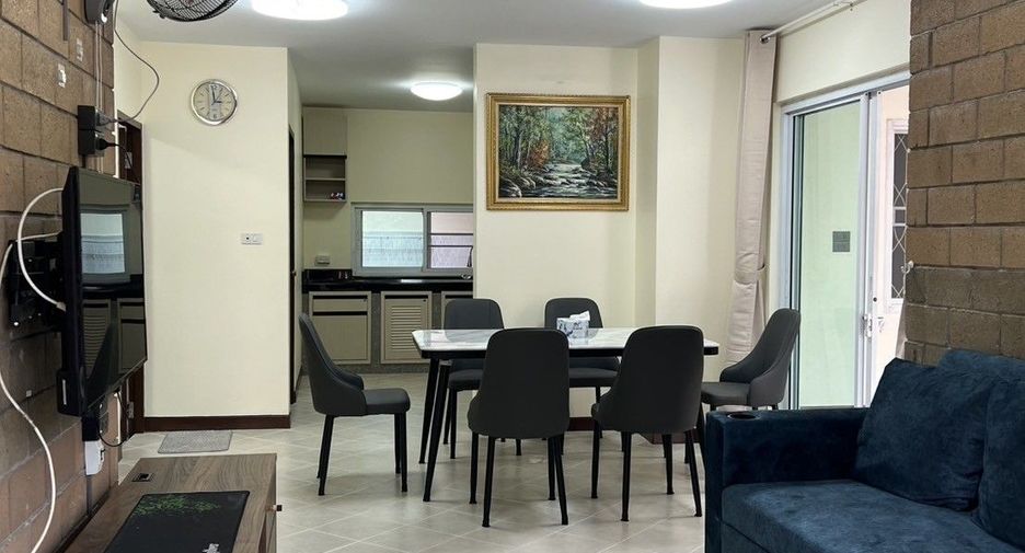 For rent 5 bedrooms house in San Sai, Chiang Mai