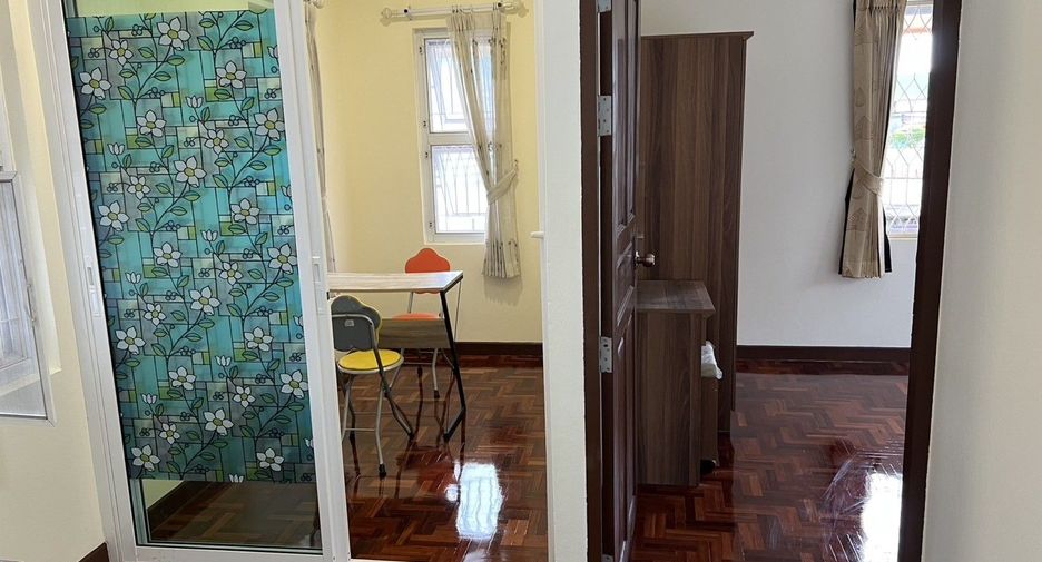 For rent 5 bedrooms house in San Sai, Chiang Mai