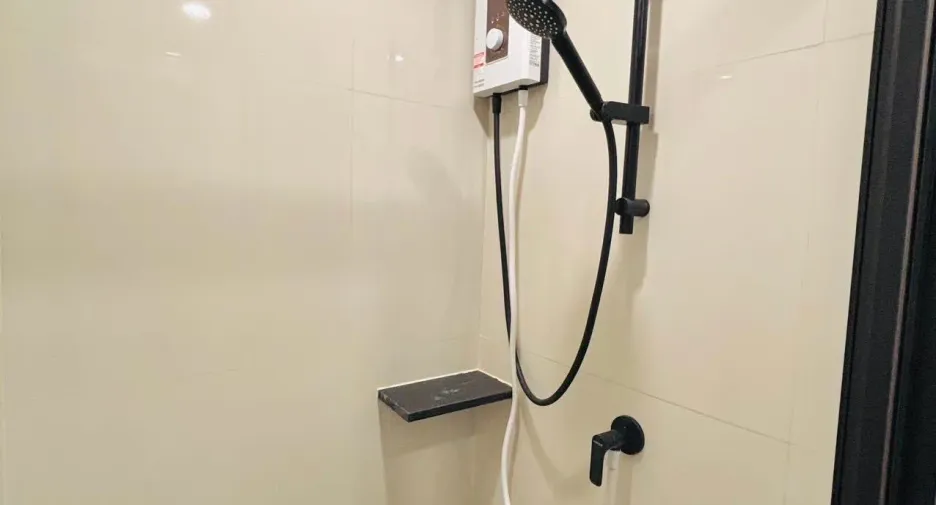 For rent 1 bed condo in Huai Khwang, Bangkok