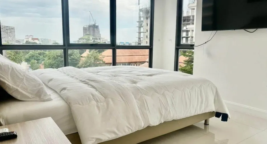 For rent 2 bedrooms condo in Bang Lamung, Chonburi