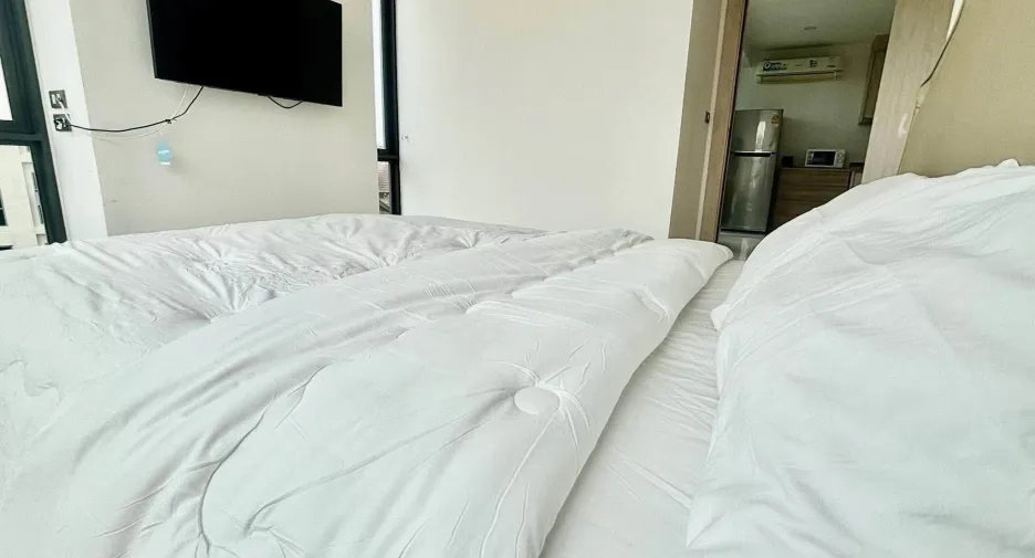 For rent 2 bedrooms condo in Bang Lamung, Chonburi