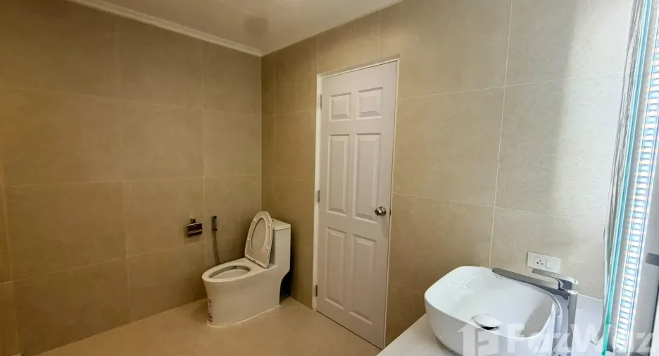 À vendre 2 chambres condo à Bang Lamung, Chonburi