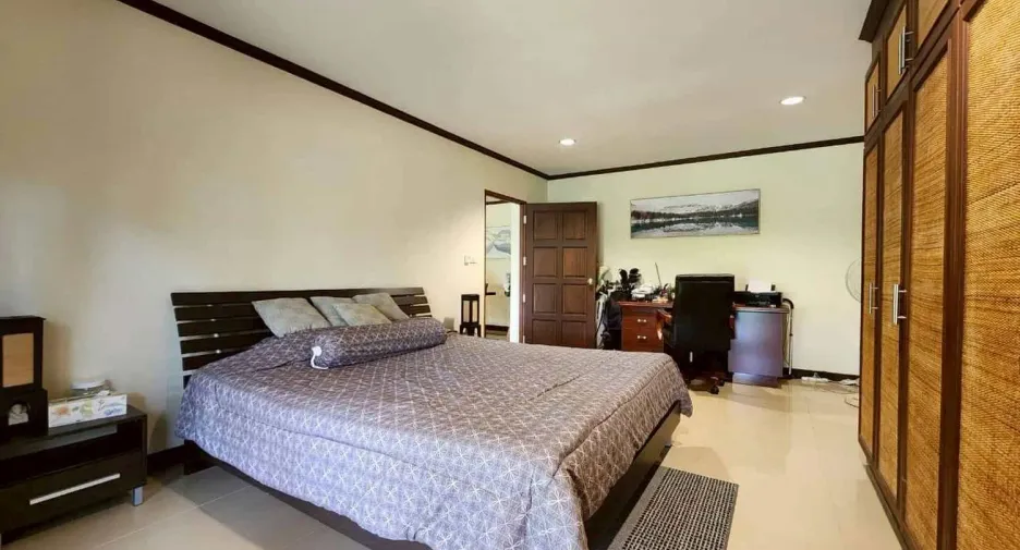 For sale 2 bedrooms condo in Cha Am, Phetchaburi