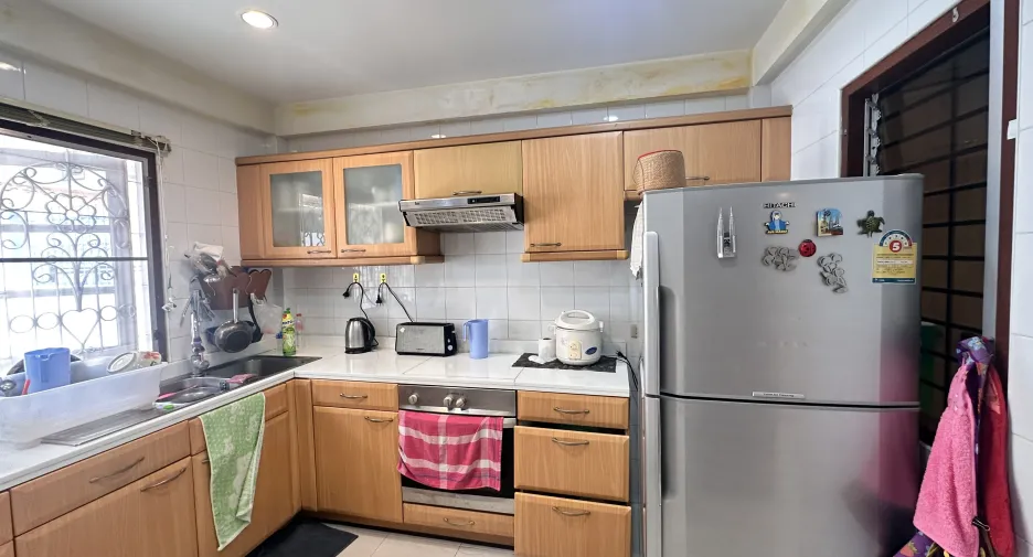 For sale 4 bedrooms house in Hua Hin, Prachuap Khiri Khan
