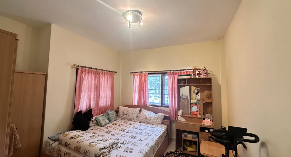 For sale 4 bedrooms house in Hua Hin, Prachuap Khiri Khan