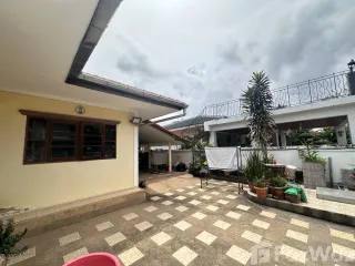 For sale 4 bedrooms house in Hua Hin, Prachuap Khiri Khan