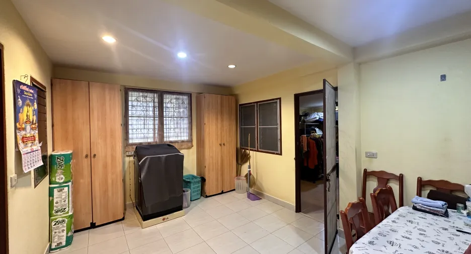 For sale 4 bedrooms house in Hua Hin, Prachuap Khiri Khan