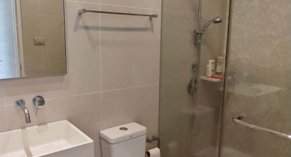 Продажа 2 спальни кондо в Йомтиен, Паттайя