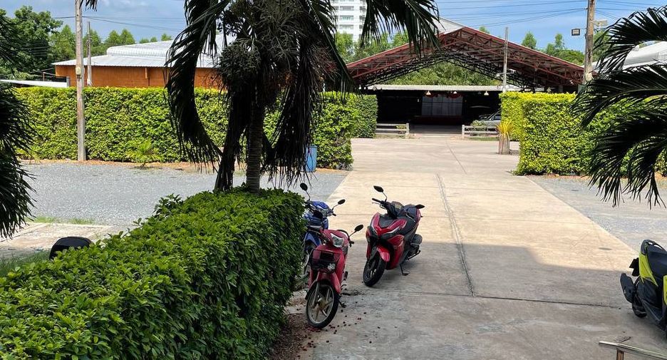 For sale 1 bed condo in Mueang Rayong, Rayong