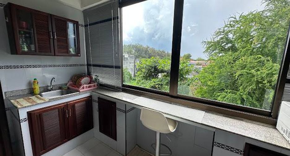 For sale 1 bed condo in Mueang Rayong, Rayong