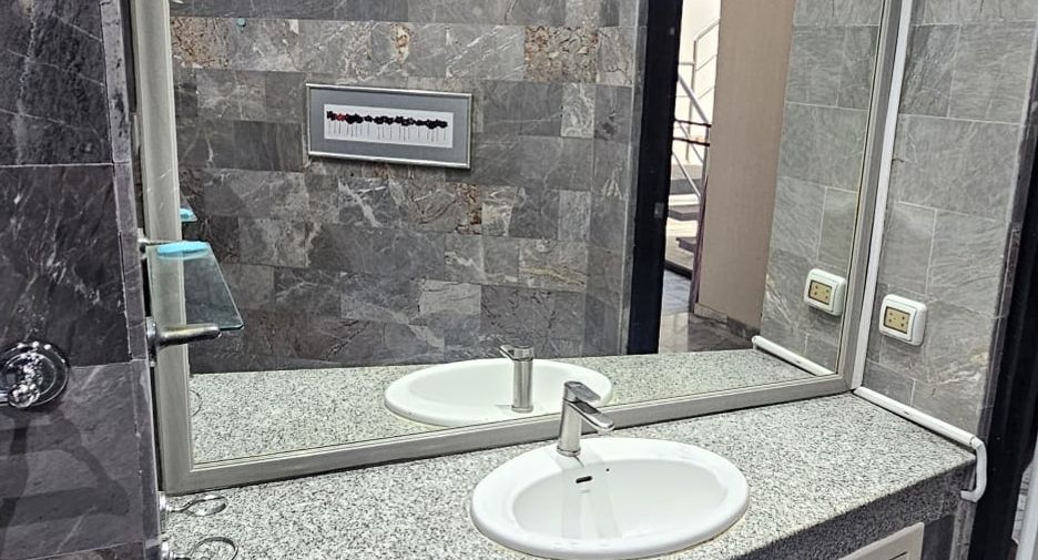 Villa en venta de 3 habitaciones en Bang Lamung, Chonburi