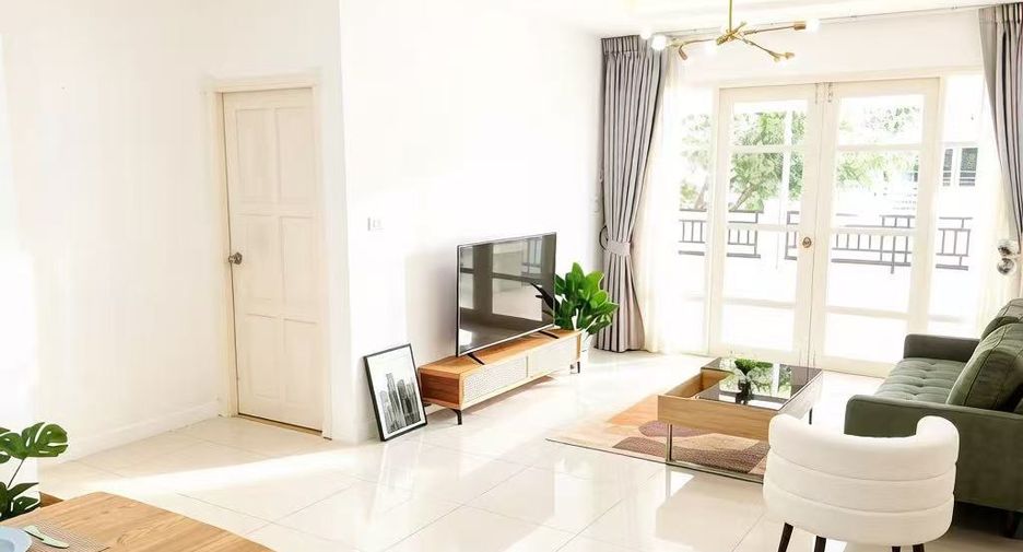 Haus zum Kauf mit 3 Zimmer in Bang Lamung, Chonburi