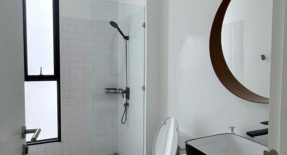 Casa en alquiler de 3 habitaciones en Mueang Phuket, Phuket