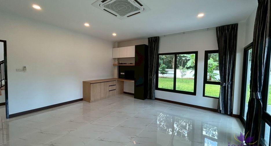 For sale 5 bedrooms house in San Sai, Chiang Mai