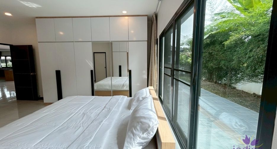 For sale 5 bedrooms house in San Sai, Chiang Mai